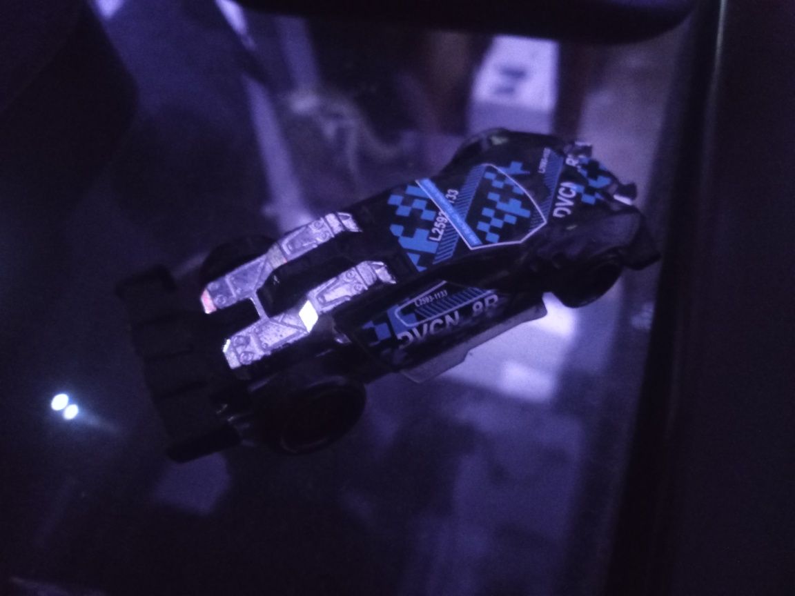 Carro hotwheels davancenator