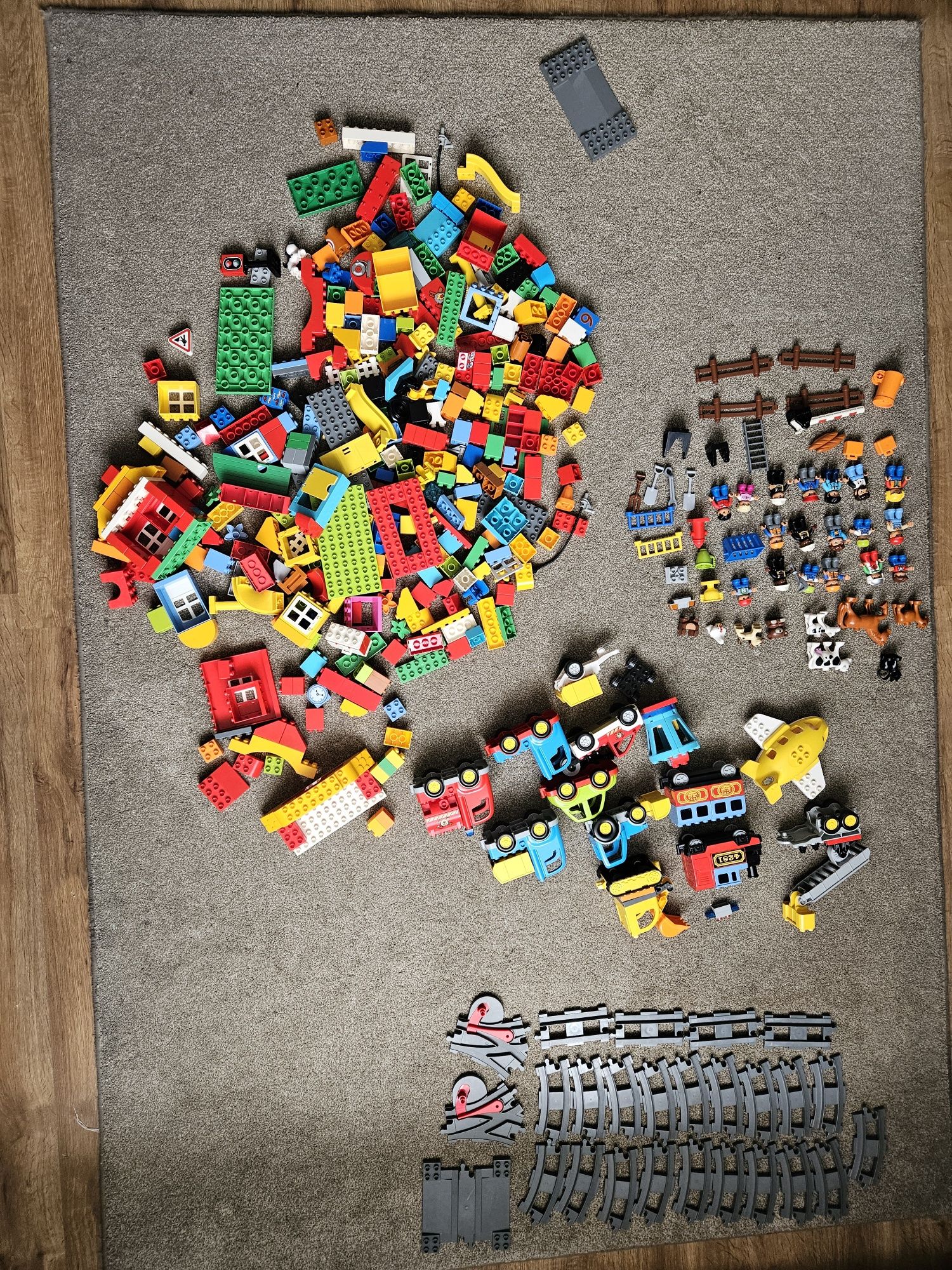 Klocki Lego Duplo Kolejka Pojazdy Samolot Ludziki