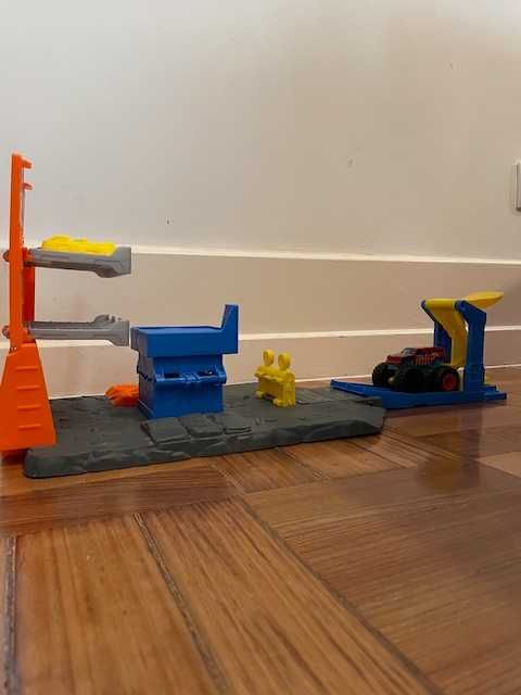 Hot Wheels - Estação de explosões