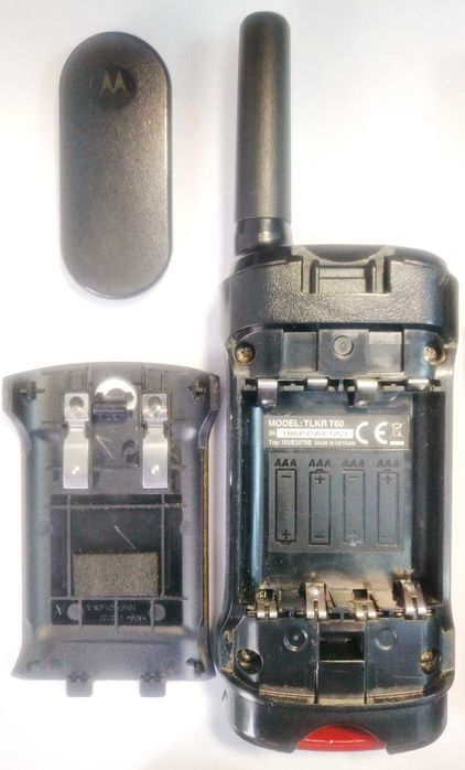 Комплект 2 рации Motorola TLKR T60 и 1 рация Motorola T4900, зарядные