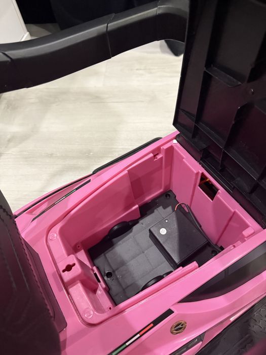 Продам неймовірний Lamborghini толокар !