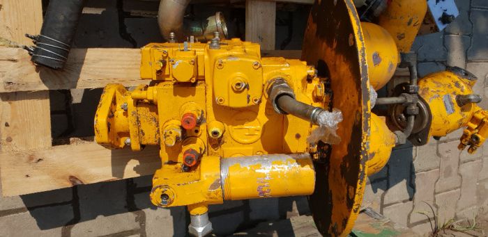 koparka mecalac 11 cx cxi pompa jazdy hydromatik A4V 71 DA 2,0R1J5C10