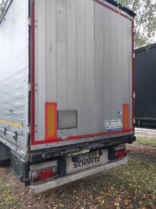 Naczepa Schmitz Firanka