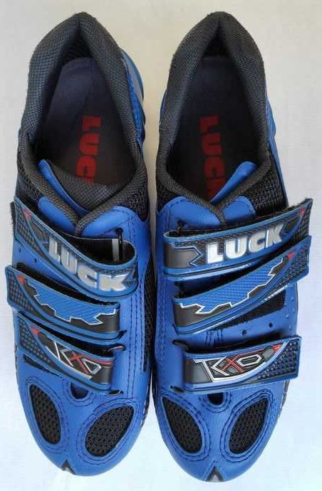 Sapatos Novos BTT.