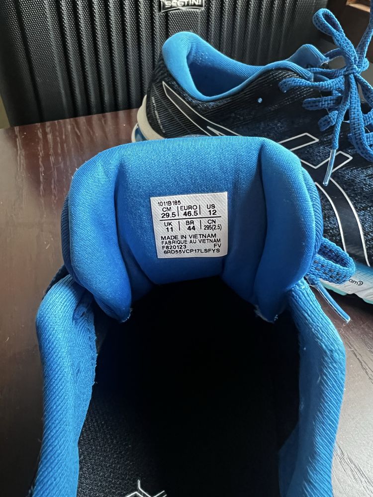 Tenis asics GT 2000 azul novo