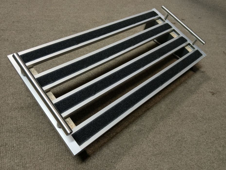 Педалборди на замовлення для гітар бас гітар