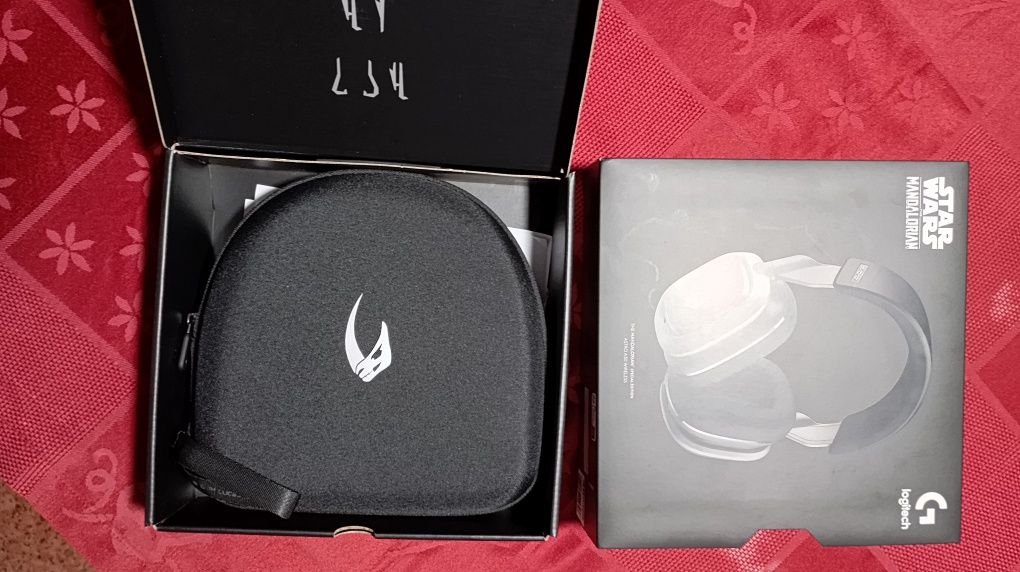 Logitech Astro A30 Mandalorian
