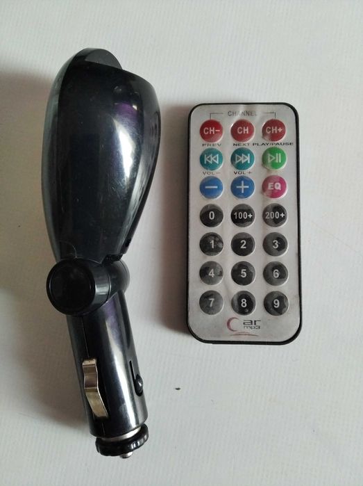 FM модулятор трансмиттер в авто