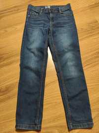 Spodnie jeans r. 146