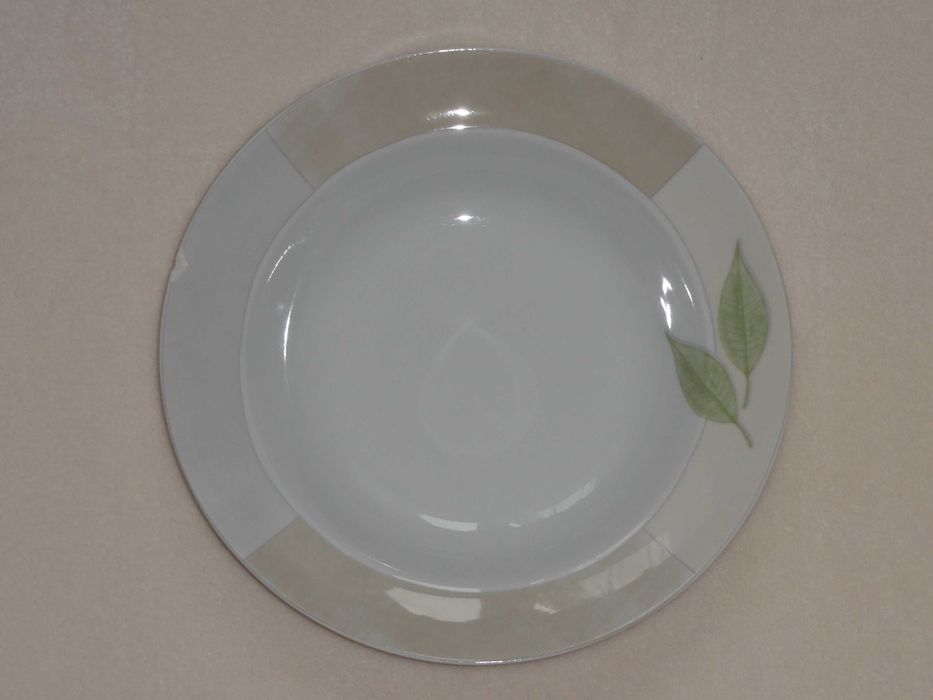 Lubiana. Talerz obiadowy głęboki. Tanio.