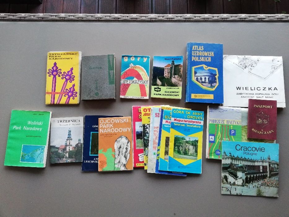 Książki przewodniki mapy zestaw przewodniki turystyczne