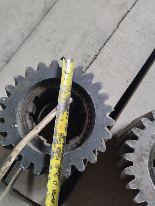 Продам шестерні до карусельного станка