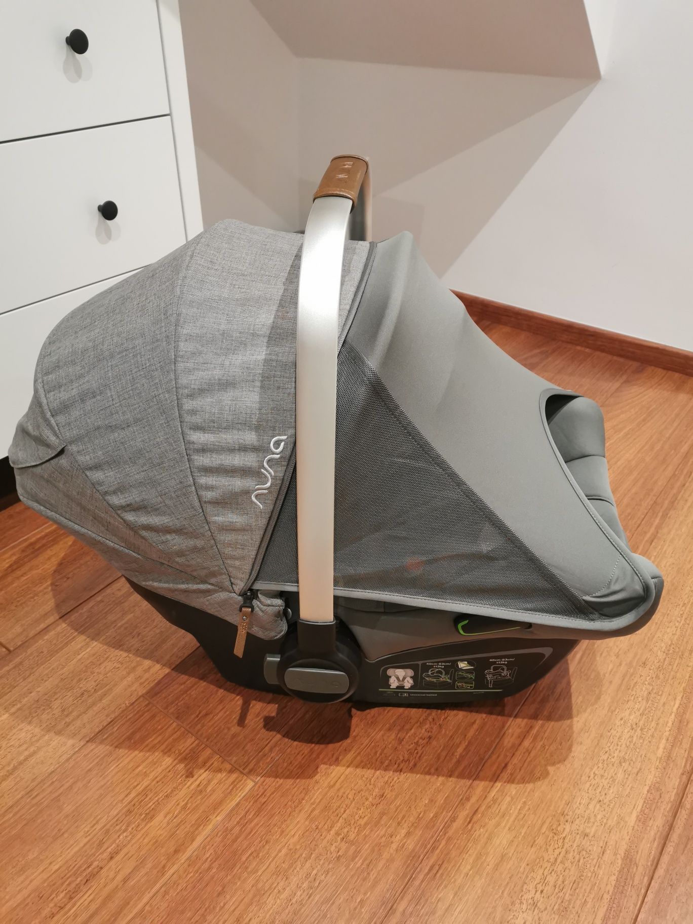 Fotelik Nuna Pipa Next z bazą isofix