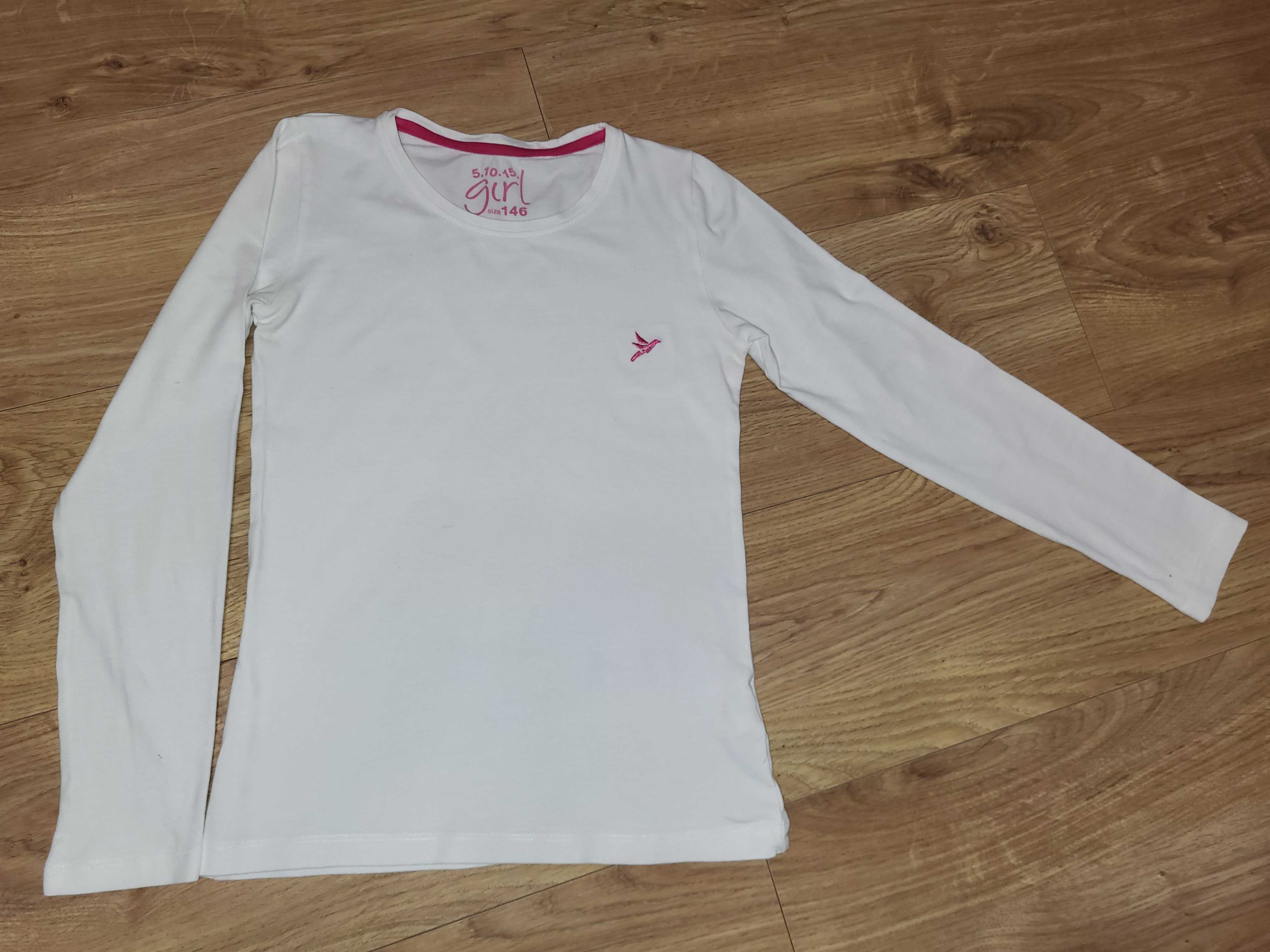 Biały T-shirt z długim rękawem, r. 146