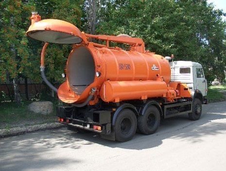 Викачка ям туалетів септиків прочистка труб илосос