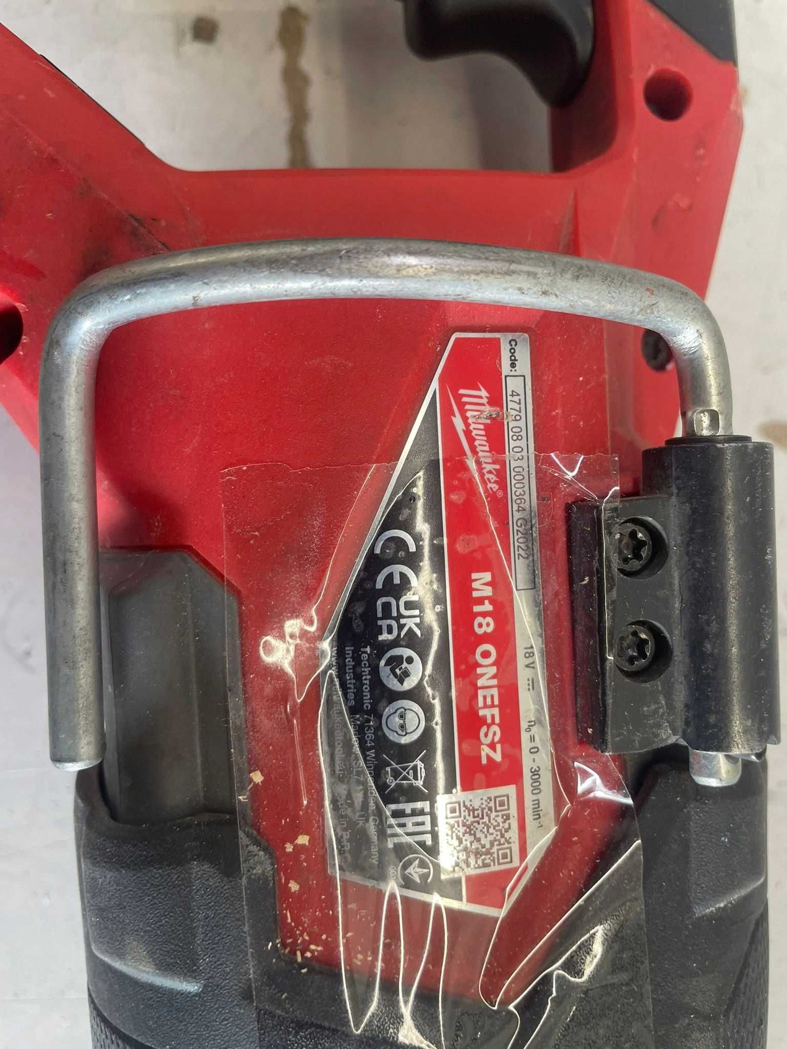 Piła ręczna Milwaukee M18ONEFSZ-0X  32F/28