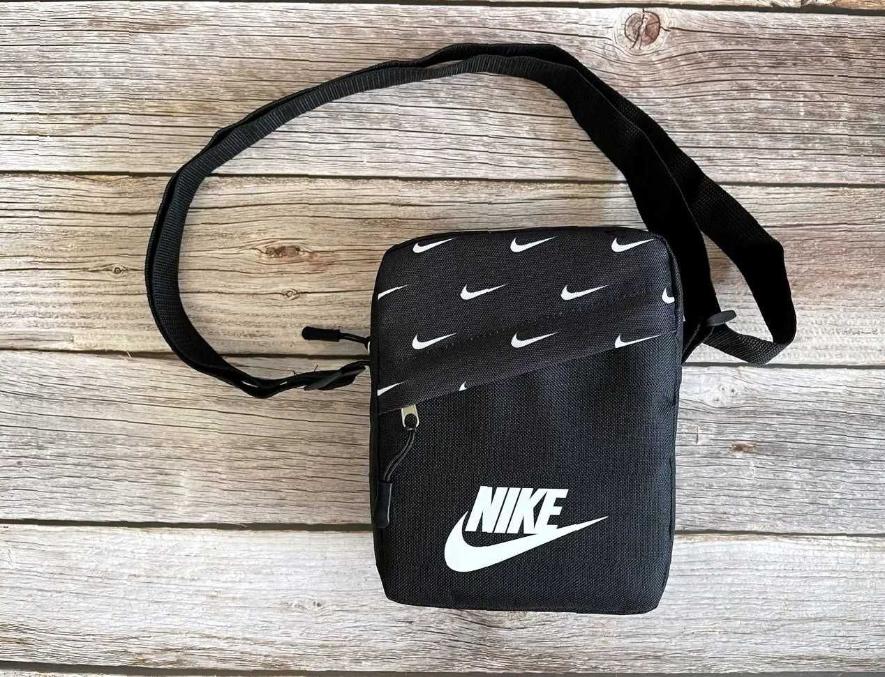 Чоловіча сумка через плече Nike міська з ременем