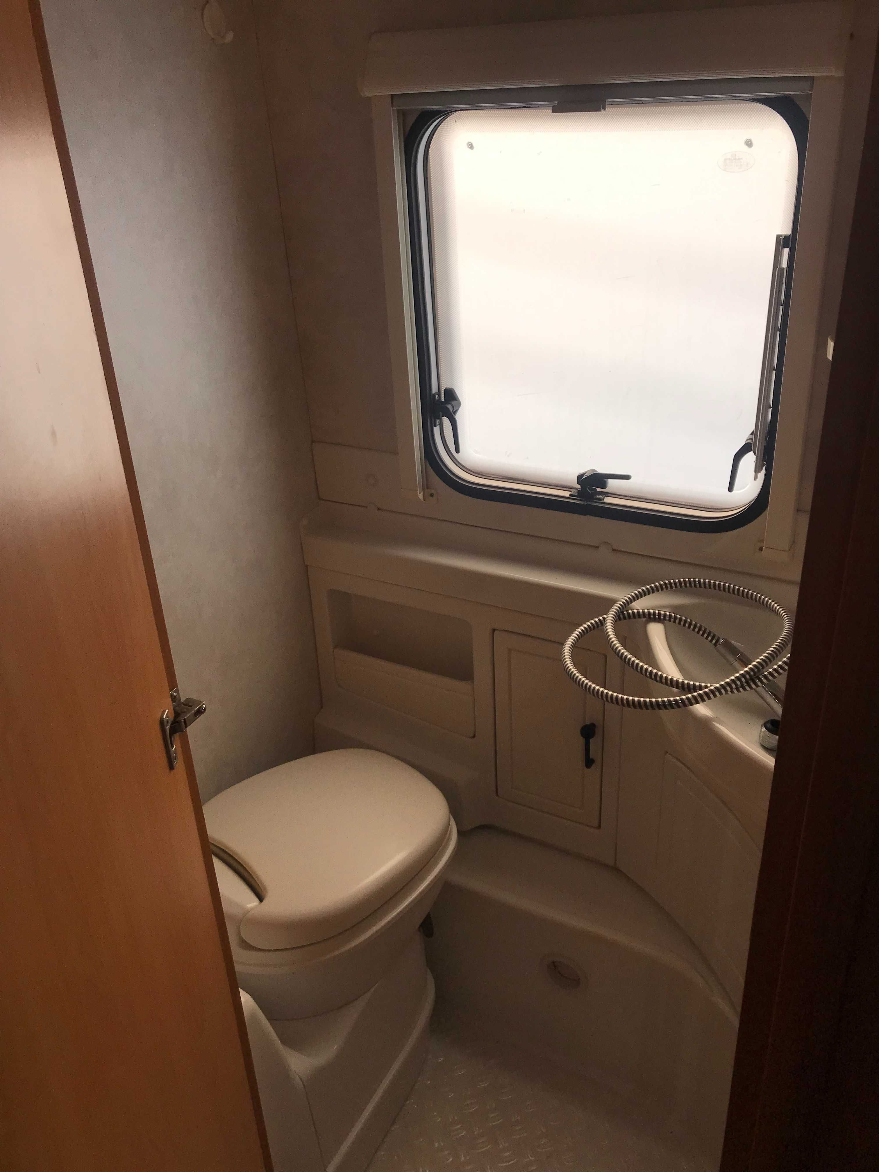 Кемпер, Берегово, трейлер, Caravan, причеп-дача KNAUS (Вир.-Німеччина)