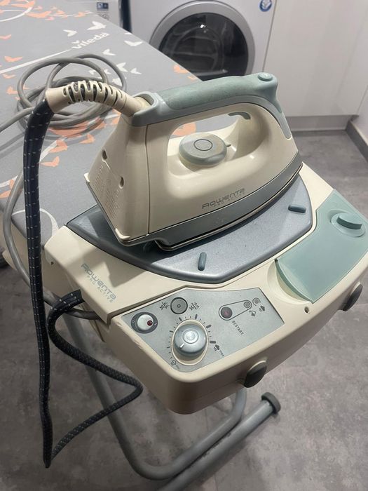 Ferro engomar pro active Rowenta com tabua