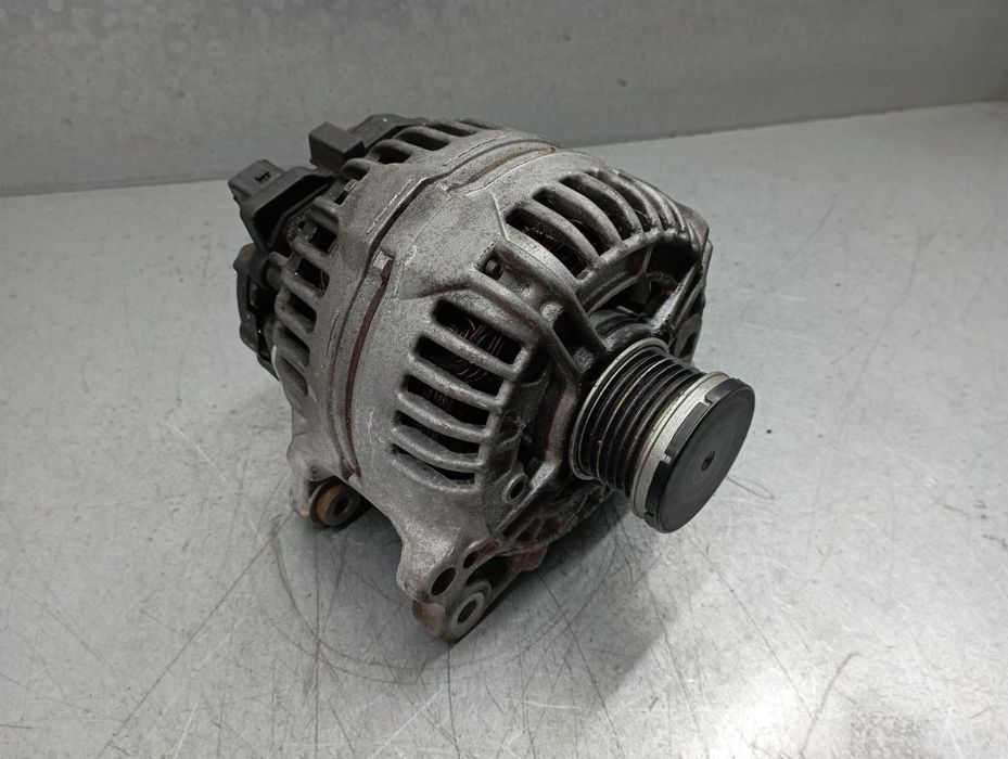 Alternador AUDI A1 (8X1, 8XK)