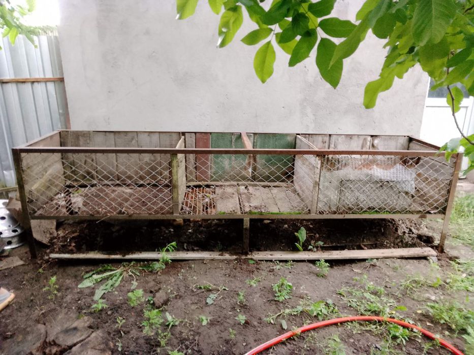 Клітка для кроликів продам