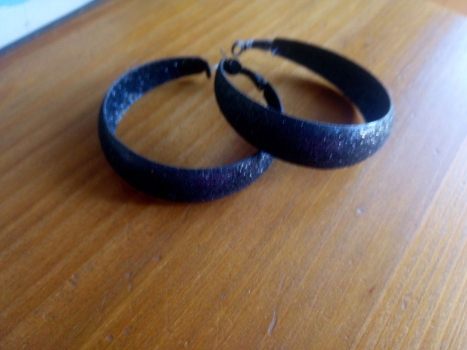Brincos variados novos