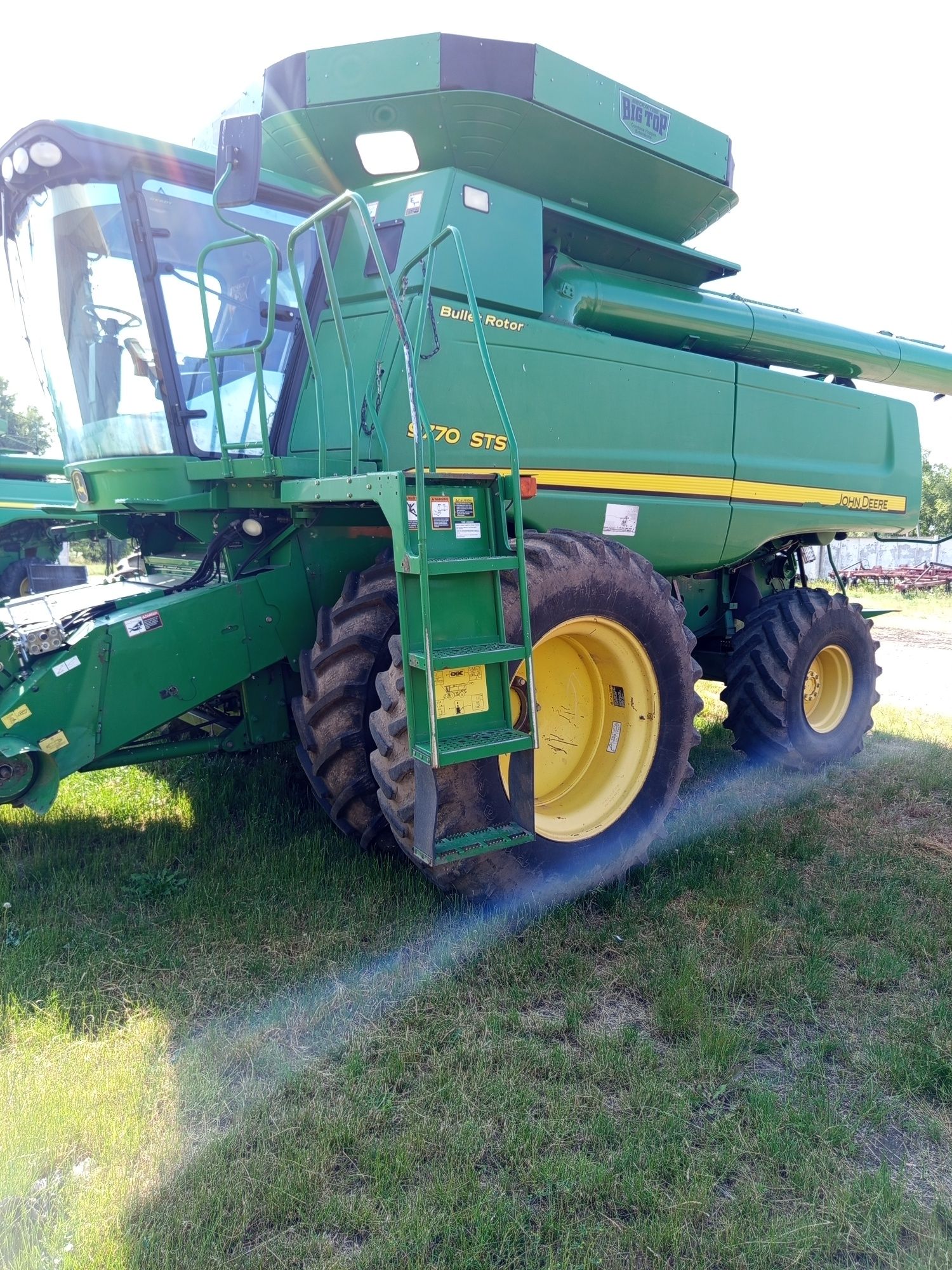 Зернозбиральний комбайн John Deere 9770