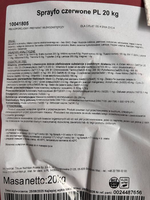 Sprayfo czerwone mleko dla cieląt od 4 dnia