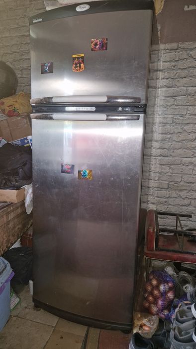 продам холодильник Вирпул в рабочем состоянии