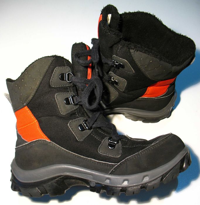 Buty jesienno-zimowe, trekkingowe Quechua - Decathlon. Rozmiar 34.