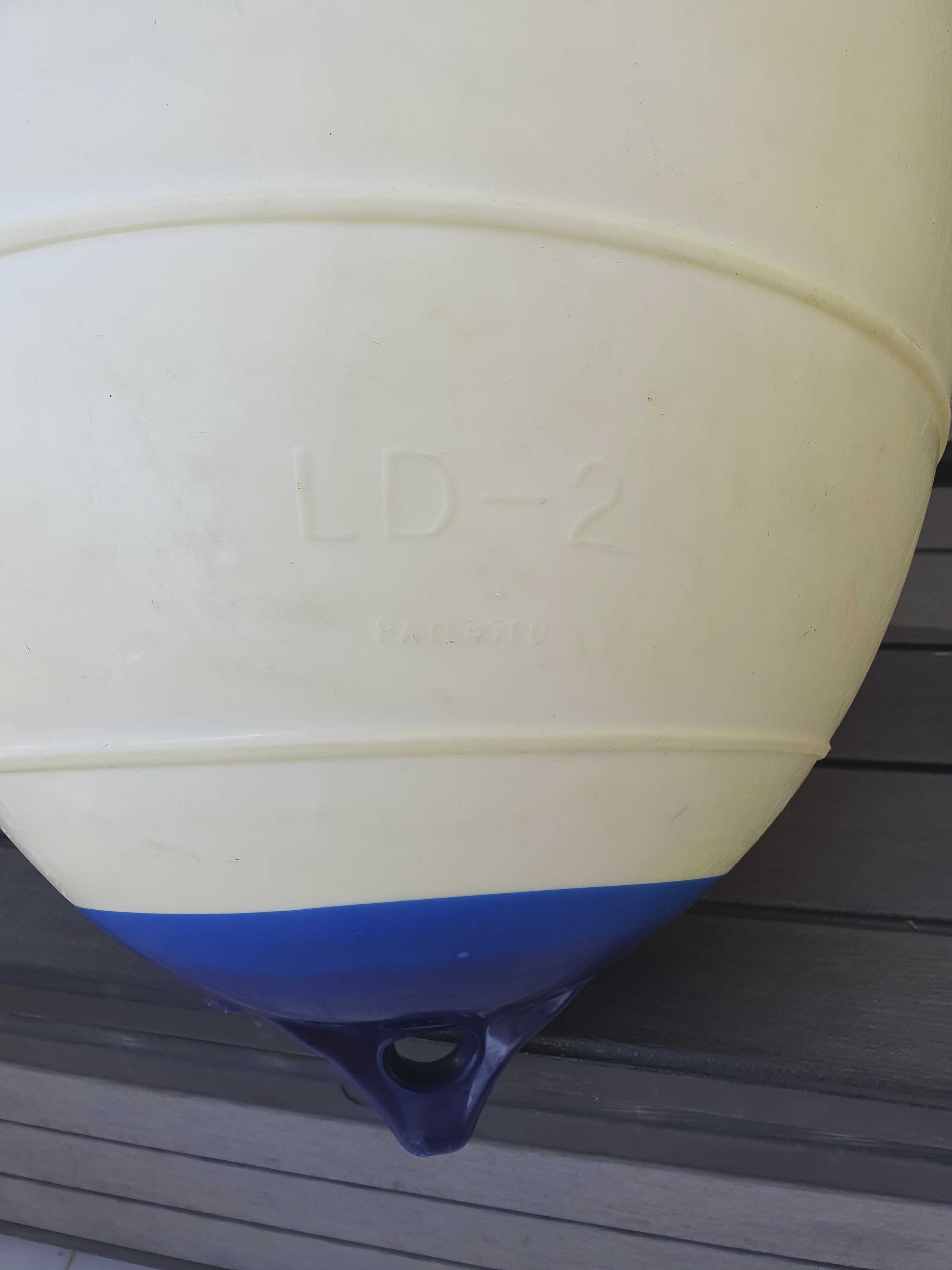 Defensa Barco Polyform LD-2