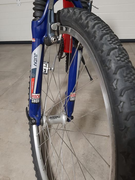 Bicicleta Cheyenne GTX com suspensão total