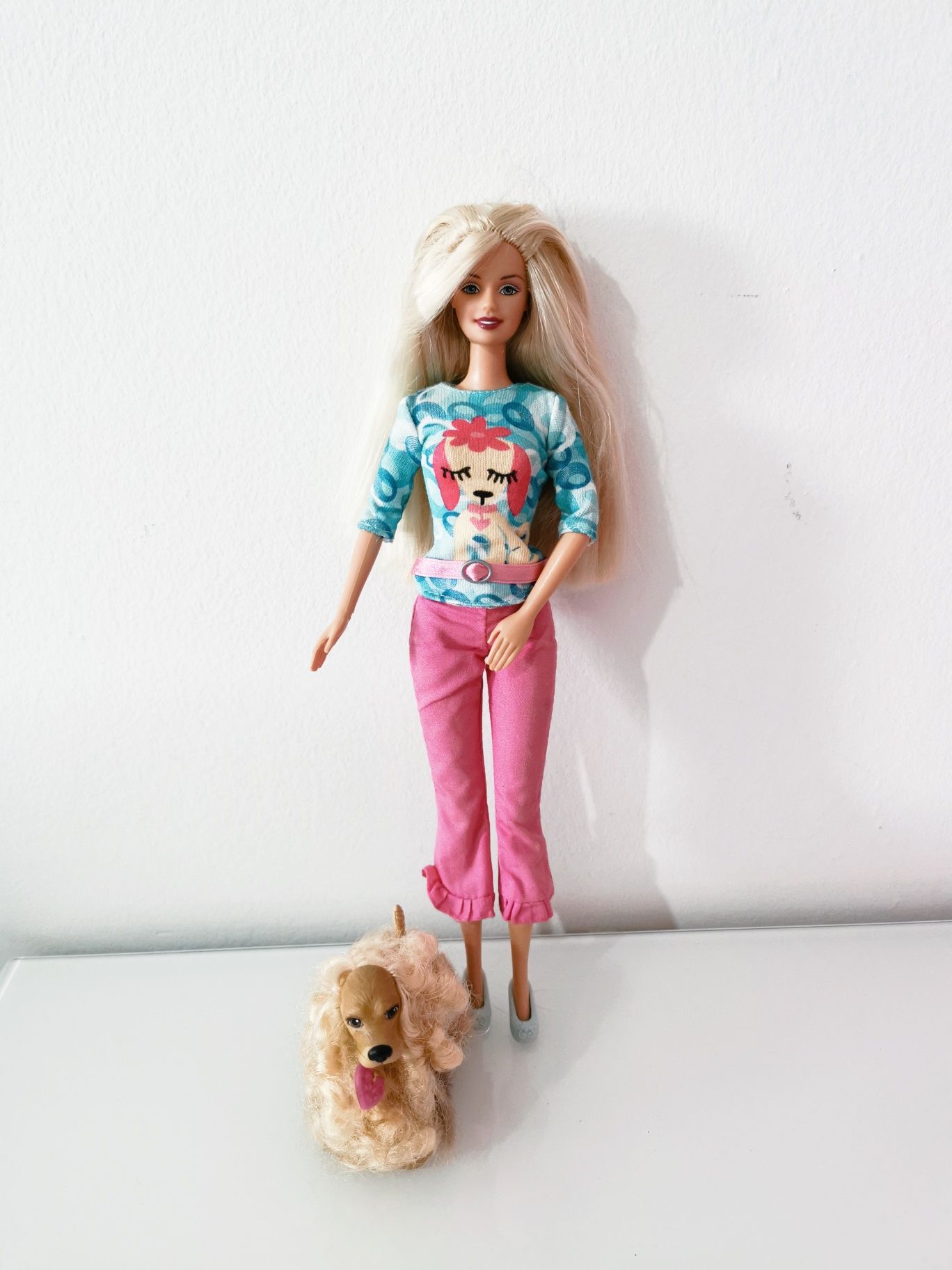 Barbie + Cadelinha (ACESSÓRIOS INCLUÍDOS)