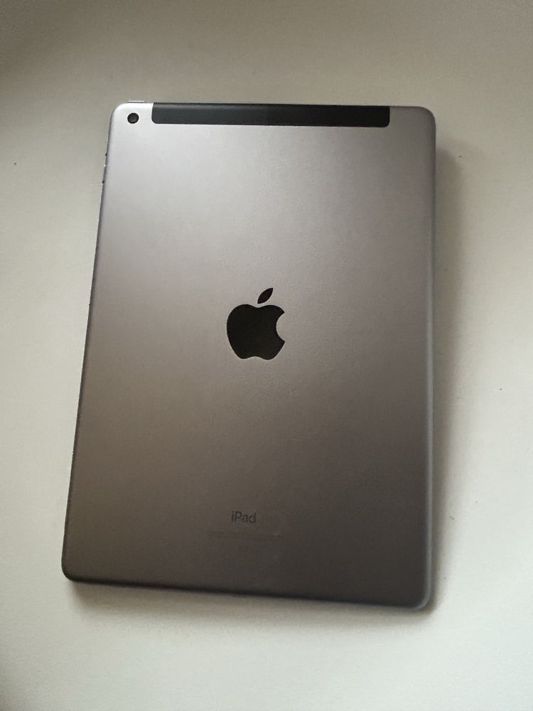 Apple iPad 6 LTE Cellular A1954 (Karta SIM) Bat.96%
