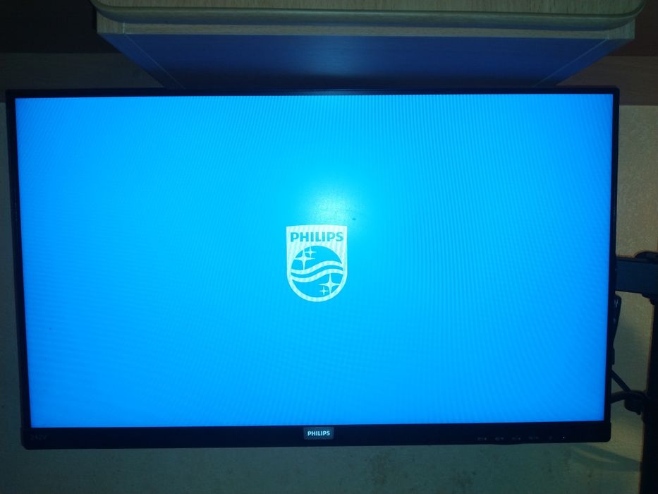 Monitor Philips 242V8A