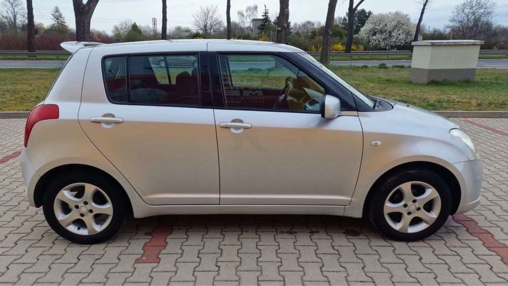 Suzuki Swift 1.3 benzyna 5 drzwi klima Sprowadzony 1 Właściciel