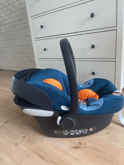 Автокрісло cybex Aton M