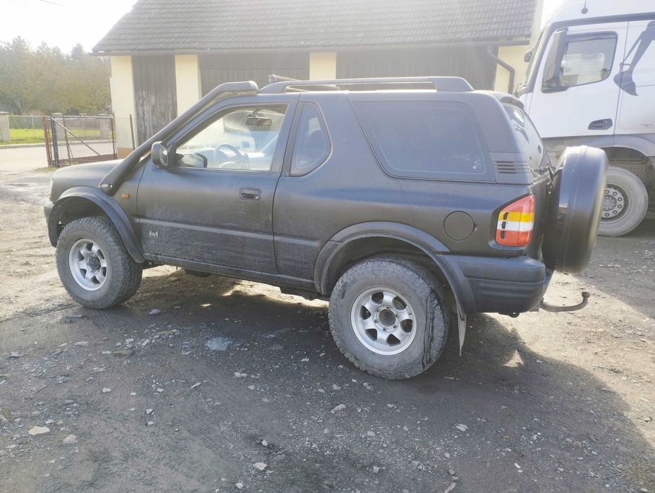 Opel Frontera b Sport