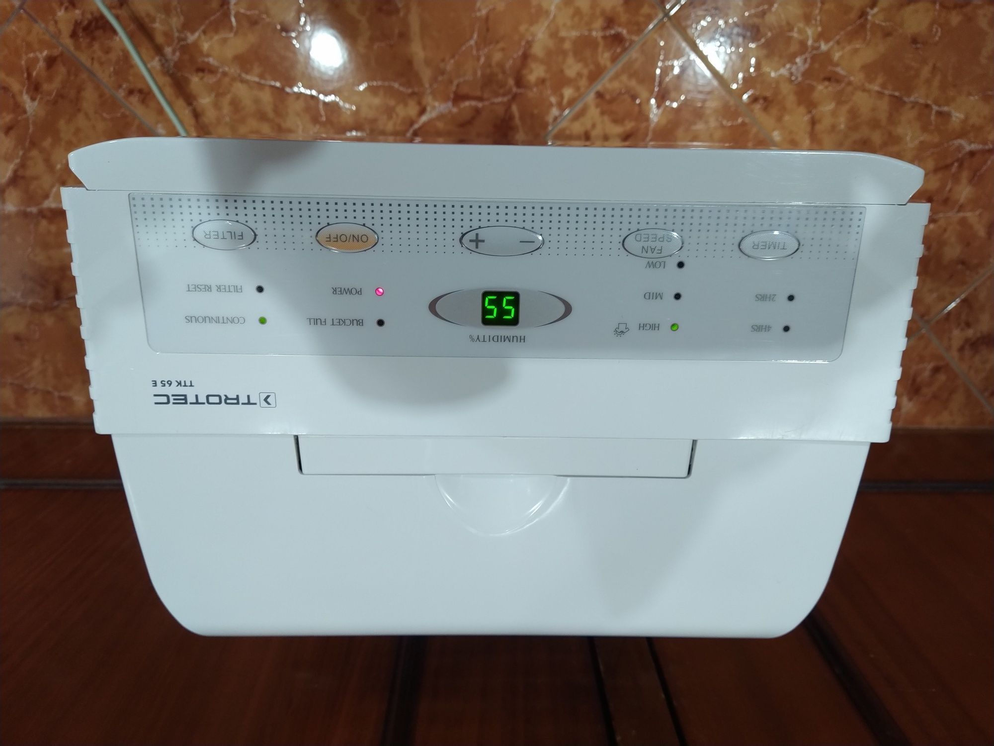 desumidificador Trotec Modelo TTK 65 E.  Casa quarto apartamento.