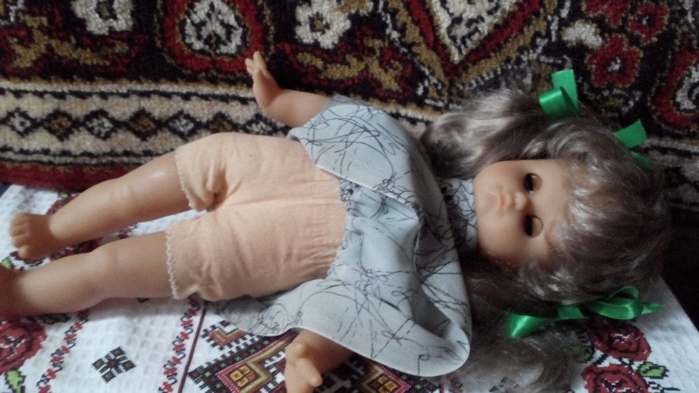 премиленькая кукла, ГДР, 38 см