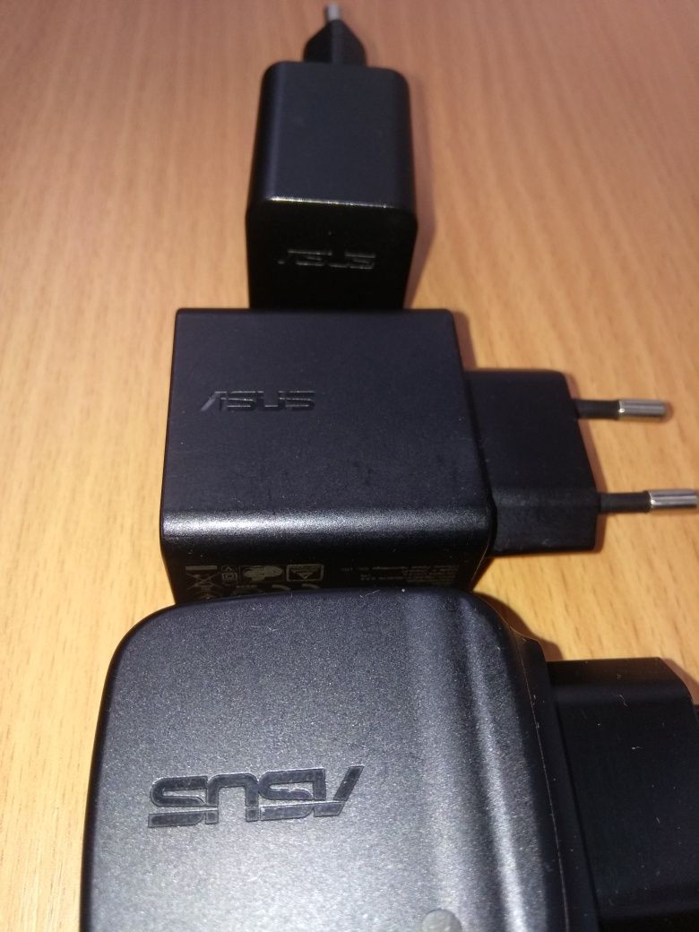 Зарядки оригинал ASUS 5V 1,35А+кабель asus и 2А