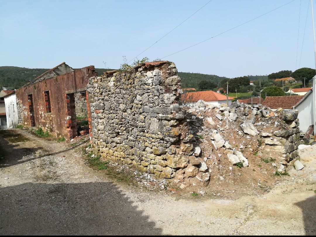 Terrenos urbanos Sourões Alcobertas