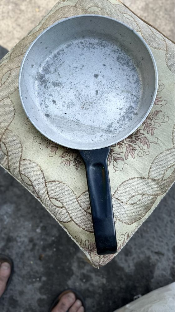 Продам сковородки