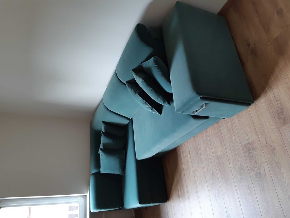 Narożnik ciemnozielony nowy 2.7 x 2.1 m