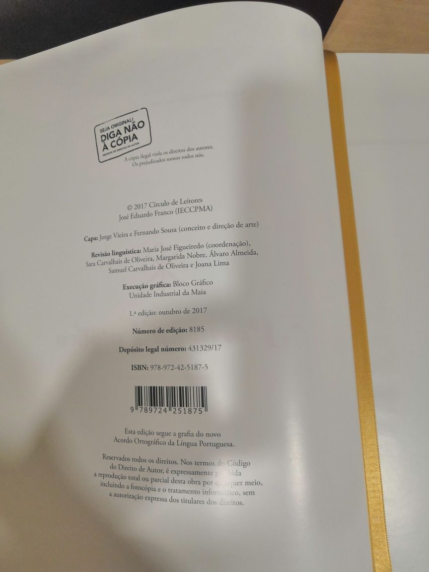 Livro de Colecionador Portugal Católico