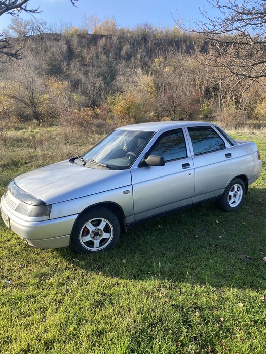 Продам ваз 2110.