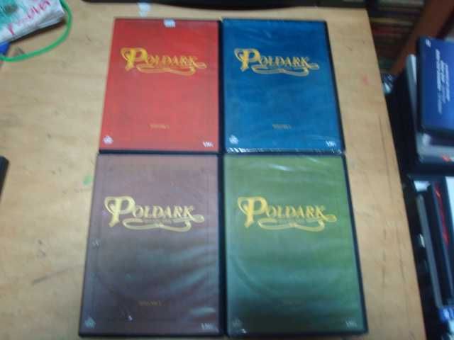 lote series a familia bellamy,poldark,crime disse ela,a joia da coroa