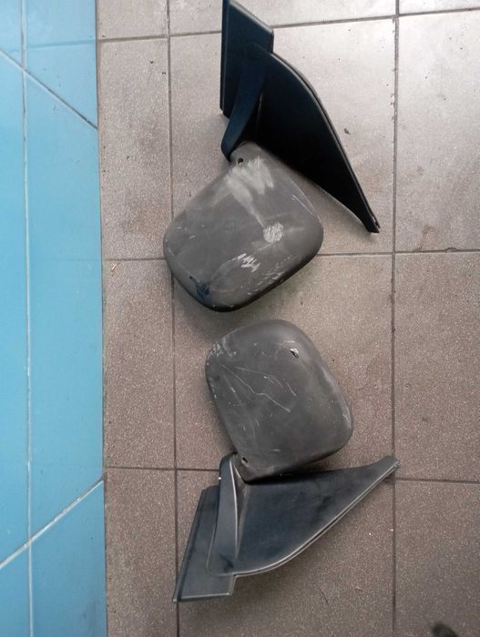 Lusterko lewe prawe Nissan Vanette