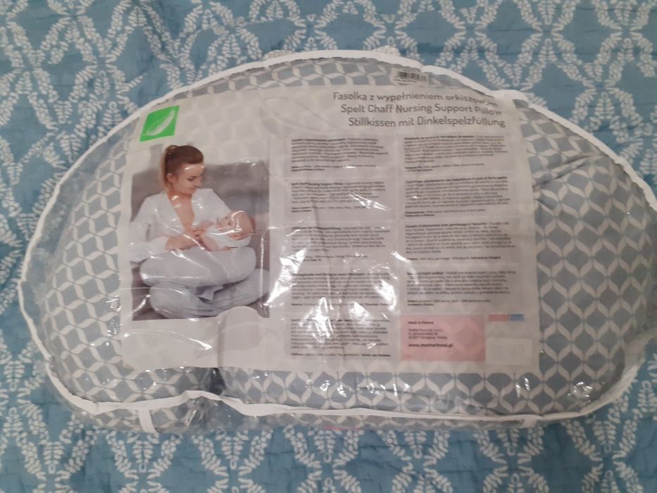 Poduszka do karmienia z wypełnieniem orkiszowym