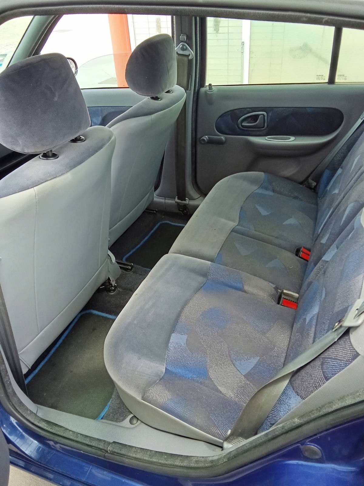 Vendo clio em muito bom estado